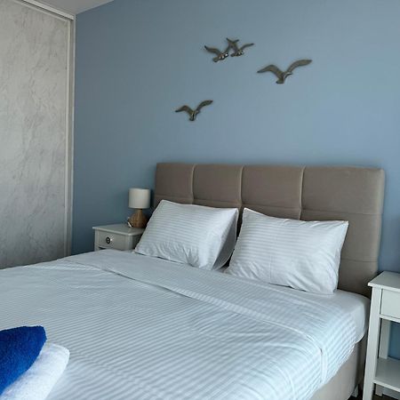 4Summer Kolobrzeg Apartamenty White Blue Sauna & Fitness & Parking 100 Metrow Do Pieknej Szerokiej Piaszczystej Plazy, Wspanialy Widok Z Duzego Tarasu! 100 Meter Zu Einem Schoenen Breiten Sandstrand, Herrliche Aussicht Von Einer Grossen Terrasse! Exterior foto
