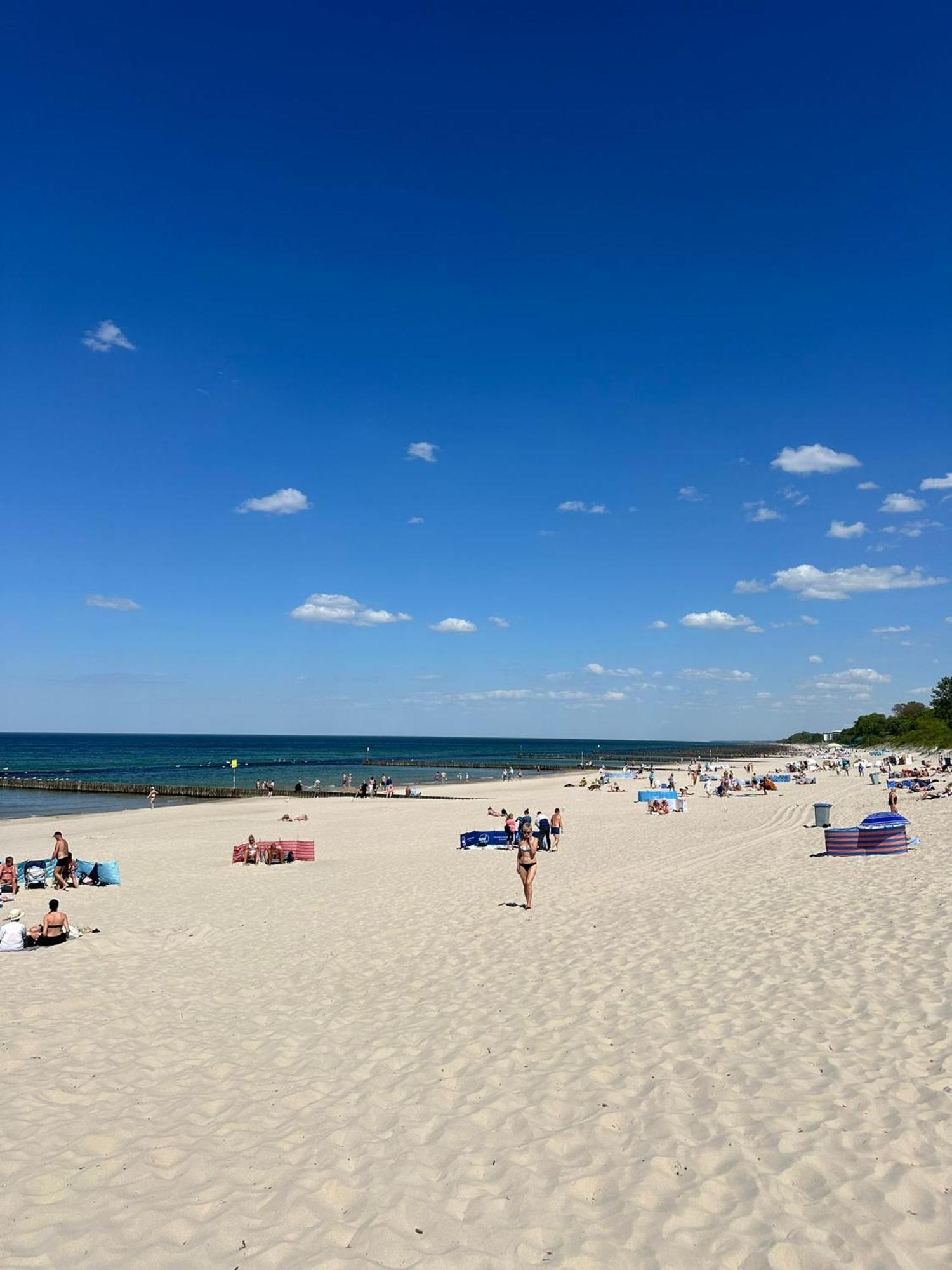 4Summer Kolobrzeg Apartamenty White Blue Sauna & Fitness & Parking 100 Metrow Do Pieknej Szerokiej Piaszczystej Plazy, Wspanialy Widok Z Duzego Tarasu! 100 Meter Zu Einem Schoenen Breiten Sandstrand, Herrliche Aussicht Von Einer Grossen Terrasse! Exterior foto