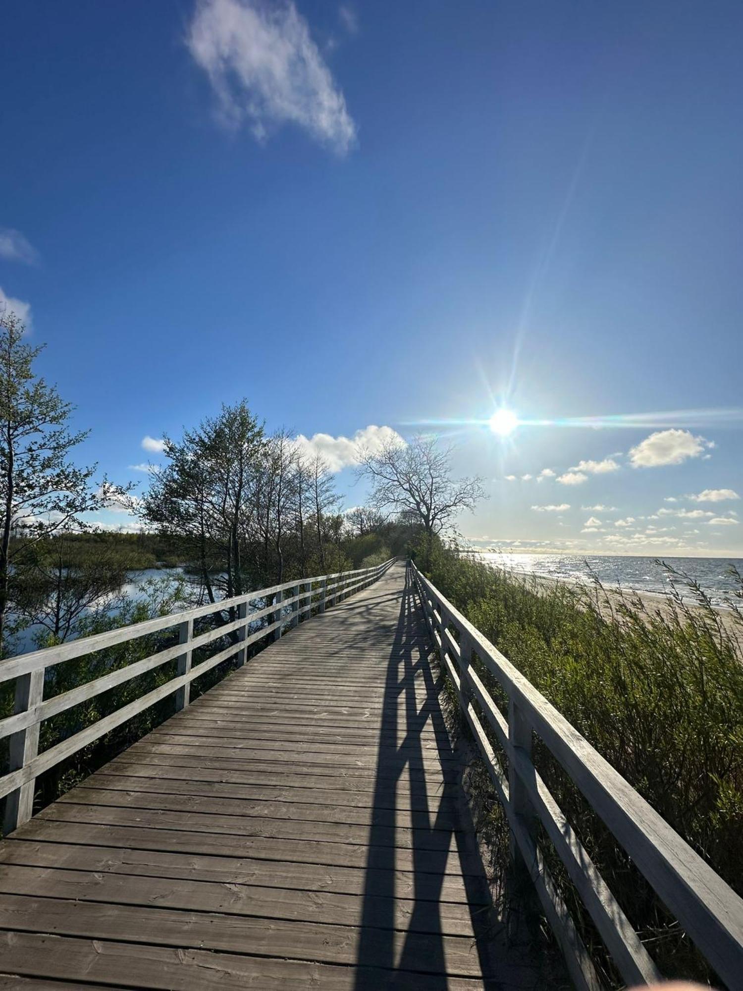 4Summer Kolobrzeg Apartamenty White Blue Sauna & Fitness & Parking 100 Metrow Do Pieknej Szerokiej Piaszczystej Plazy, Wspanialy Widok Z Duzego Tarasu! 100 Meter Zu Einem Schoenen Breiten Sandstrand, Herrliche Aussicht Von Einer Grossen Terrasse! Exterior foto
