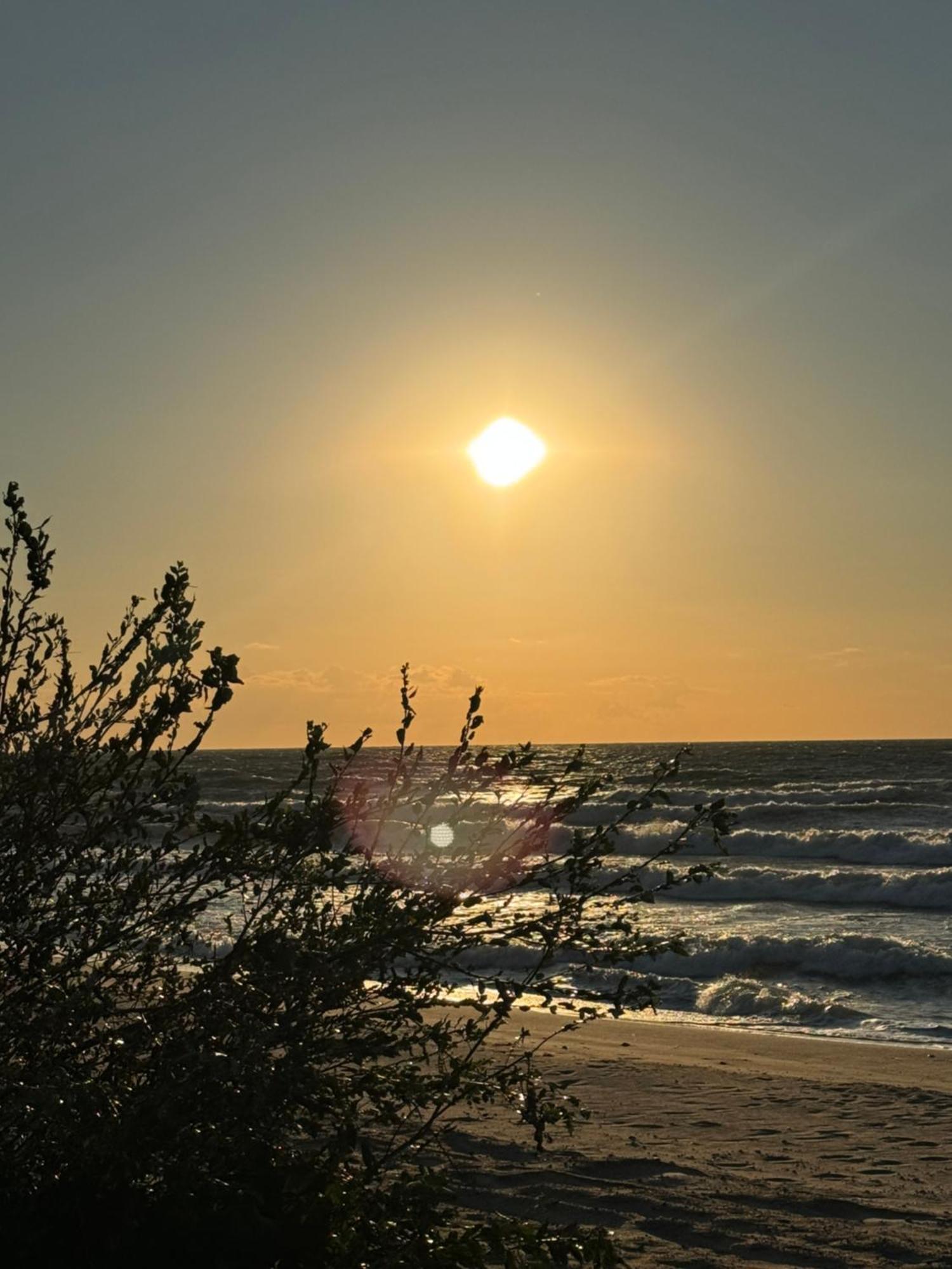 4Summer Kolobrzeg Apartamenty White Blue Sauna & Fitness & Parking 100 Metrow Do Pieknej Szerokiej Piaszczystej Plazy, Wspanialy Widok Z Duzego Tarasu! 100 Meter Zu Einem Schoenen Breiten Sandstrand, Herrliche Aussicht Von Einer Grossen Terrasse! Exterior foto