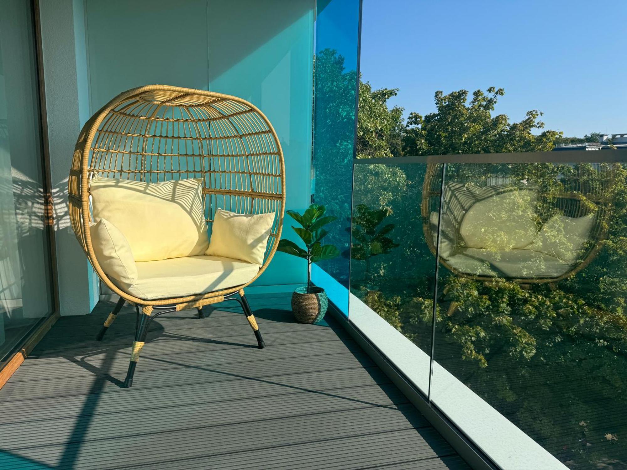 4Summer Kolobrzeg Apartamenty White Blue Sauna & Fitness & Parking 100 Metrow Do Pieknej Szerokiej Piaszczystej Plazy, Wspanialy Widok Z Duzego Tarasu! 100 Meter Zu Einem Schoenen Breiten Sandstrand, Herrliche Aussicht Von Einer Grossen Terrasse! Exterior foto